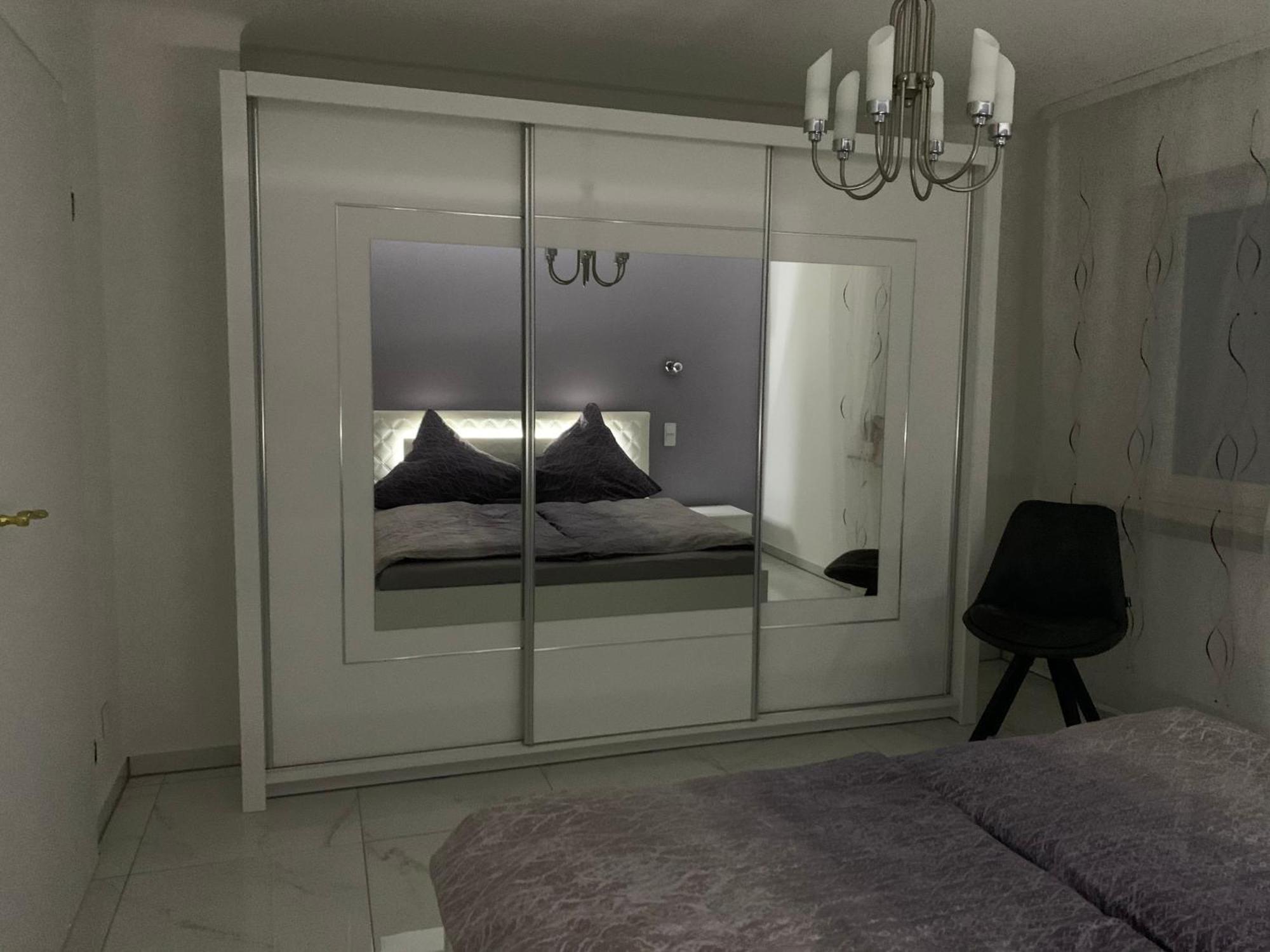 Moderne 2 Zimmer Wohnung Mit Vollausstattung Ketsch Bagian luar foto